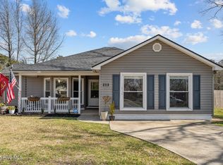 213 Rawls Ct, Jacksonville, NC 28540