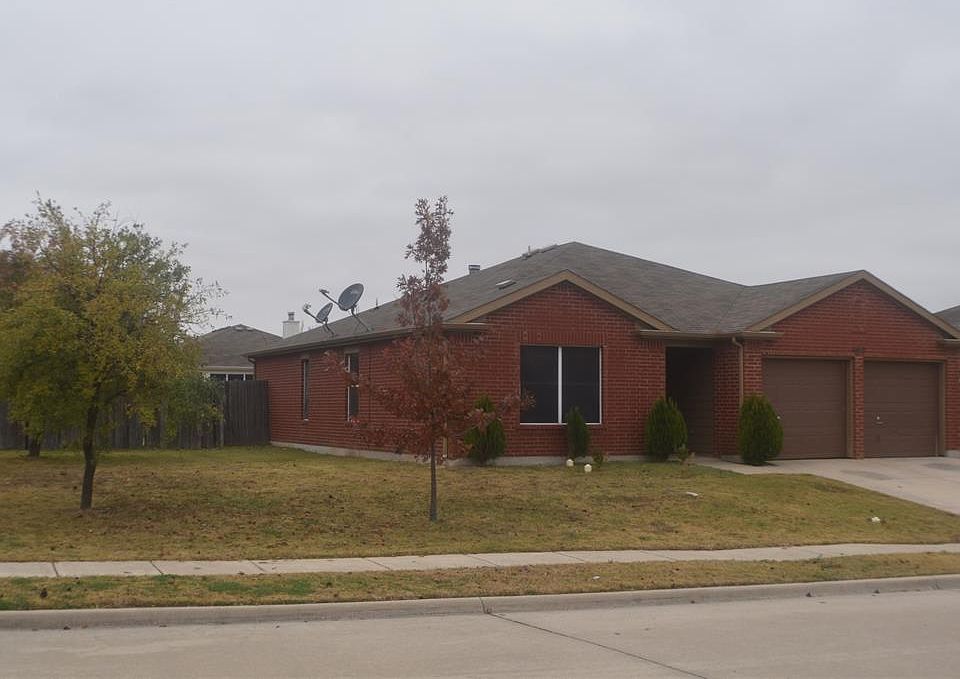 1st image of 4012 Vinyard Way
