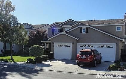 1st image of 2984-2984 Ferndown Ln