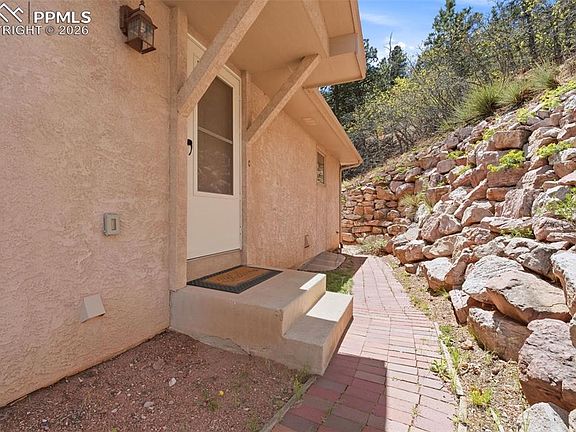 3rd image of 745 Scrub Oak Rd