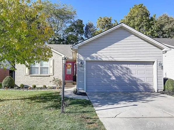 9128 Rolling Greens Trl, Miamisburg, OH 45342