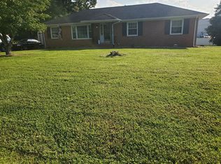 7477 Lexington Dr, Mechanicsville, VA 23111