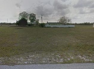 2208 NE 6th Pl, Cape Coral, FL 33909