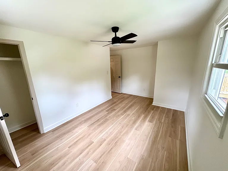 704 2nd Street Dr SW — Photo 12