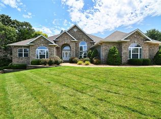 4316 Jessica Dr, High Ridge, MO 63049