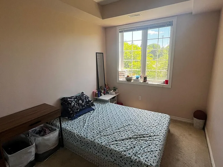 1077 Gordon St W #119 — Photo 10