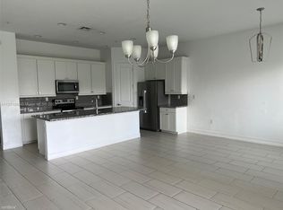 11704 SW 13th Ln, Hollywood, FL 33025