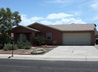 930 Ladron Ave, Los Lunas, NM 87031