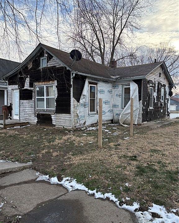 1st image of 3010 S 19th St