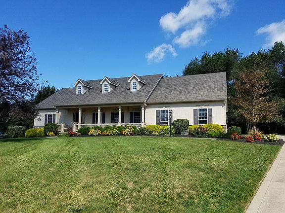 2nd image of 430 Blue Jay Cir