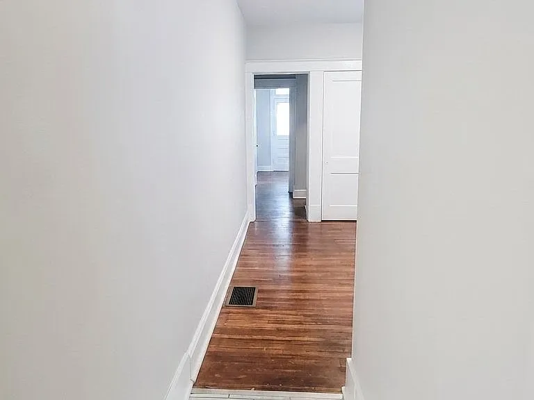 528 Dover Pl — Photo 6