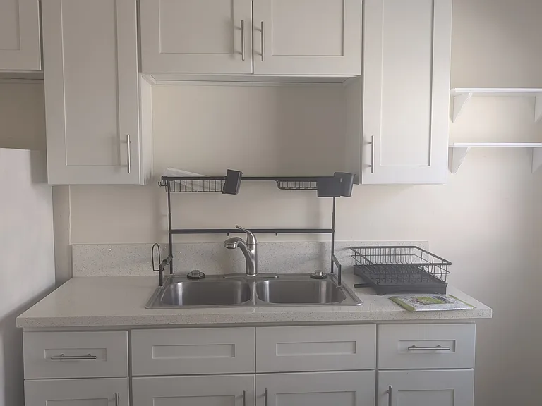206 N New Hampshire Ave #10 — Photo 15