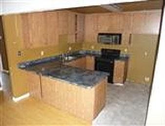 2nd image of 7661 Lakewood Park Dr