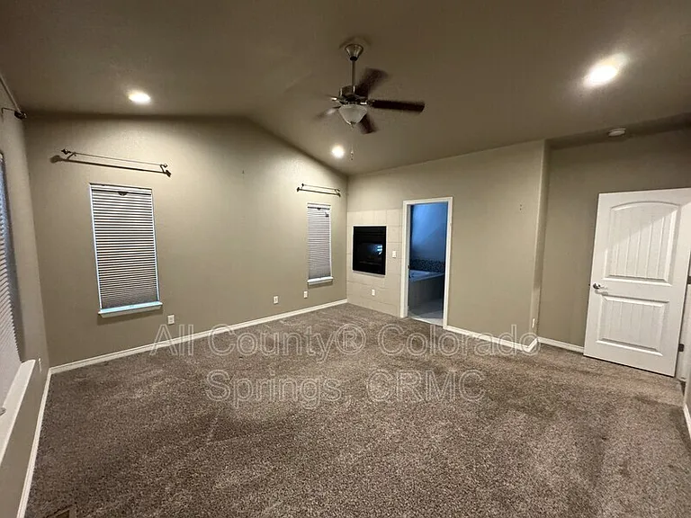 17888 White Marble Dr — Photo 11