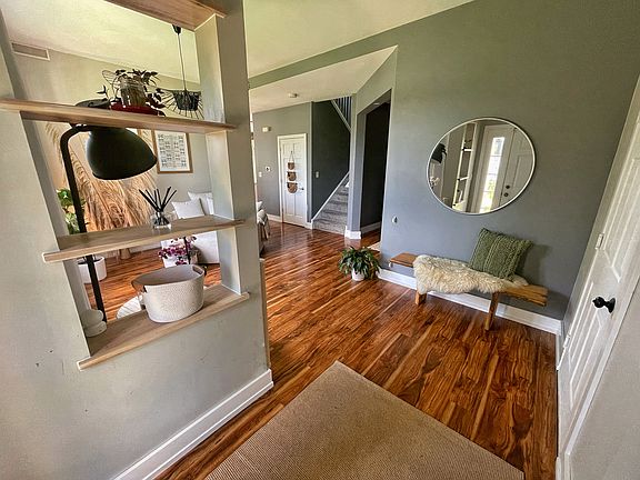 4th image of 2865 Glacier Way Unit D