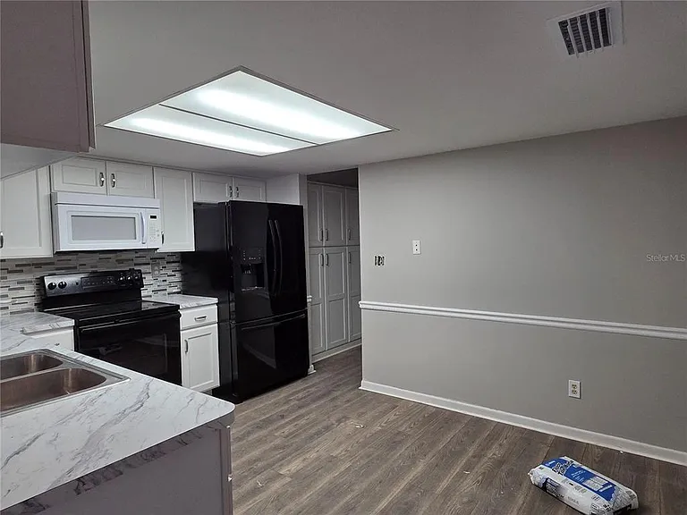 7005 Pin Cherry Ln — Photo 5