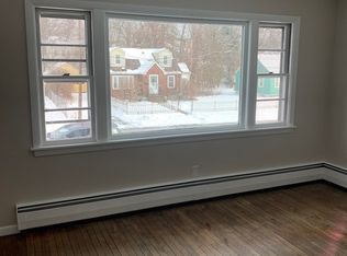 17 Falcon St, Worcester, MA 01603