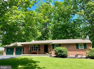 639 Elephant Rd, Perkasie, PA 18944