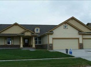 1016 NW Rolling Rock Rd, Ankeny, IA 50023