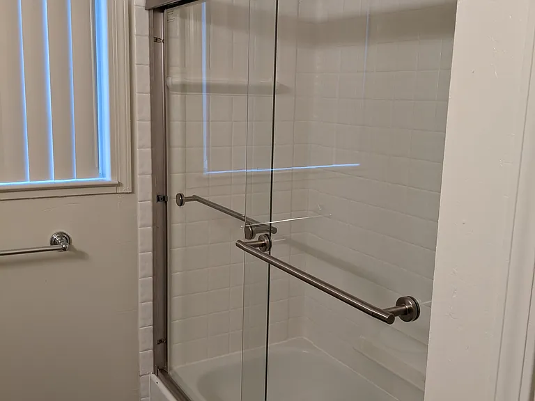 Casa Monterey Apartments — Photo 9