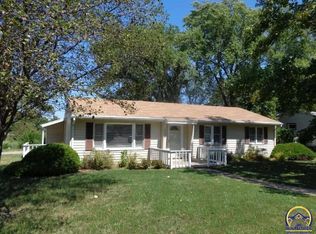 1244 SW 31st St, Topeka, KS 66611