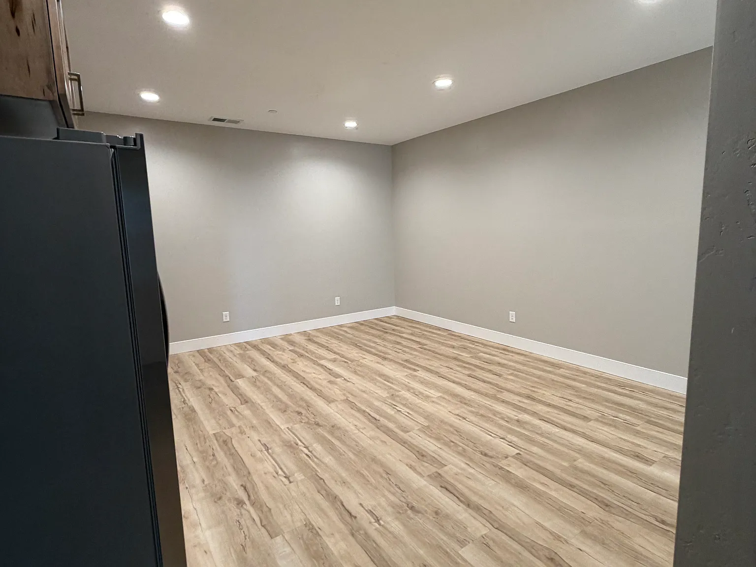 2 bed, 763 sqft, $1,350 — Photo 2