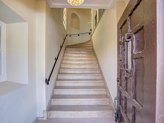 3rd image of 176 S Orange Dr #176