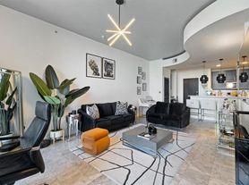 400 W Peachtree St NW