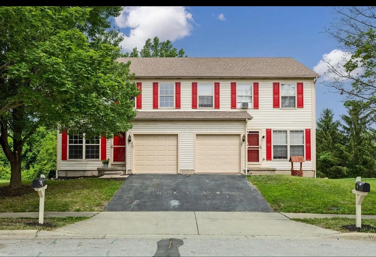 3 bed, 1.5 bath, 1500 sqft, $2,500 — Photo 2