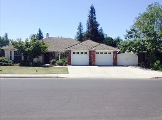 654 W Vartikian Ave, Clovis, CA 93612