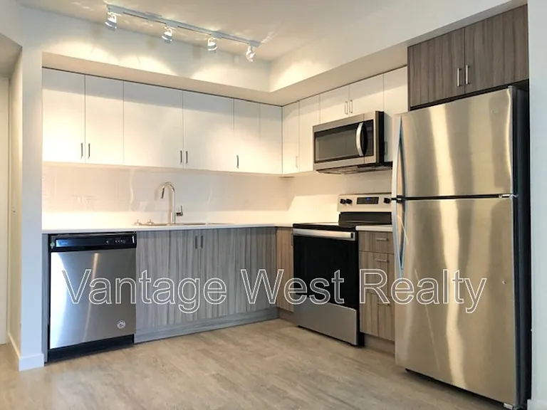 625 Academy Way #135 — Photo 1
