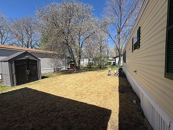 5th image of 28 Cotts Dr
