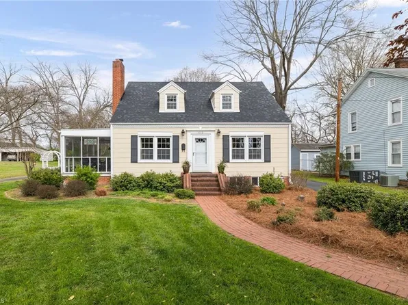 510 W Murphy St, Madison, NC 27025