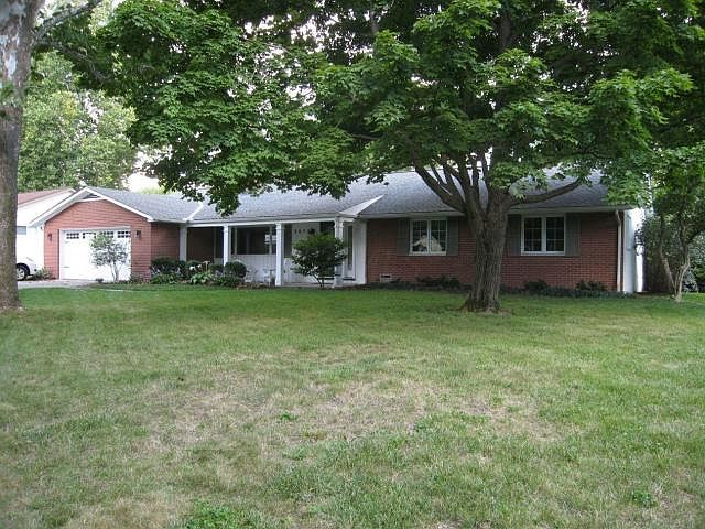 1st image of 2872 Pickwick Dr
