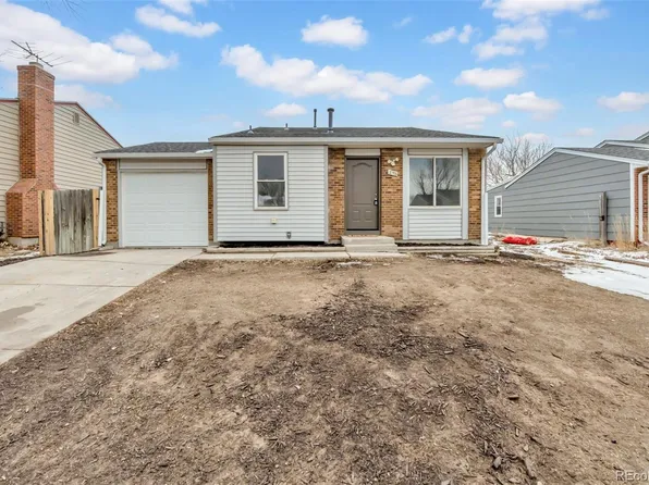 236 Jefferson Drive, Bennett, CO 80102