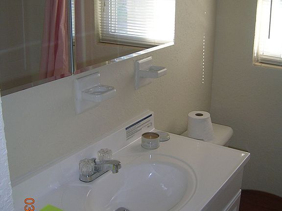 Lovely main bathroom