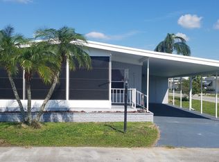 2734 Lamplighter Dr, Sarasota, FL 34234