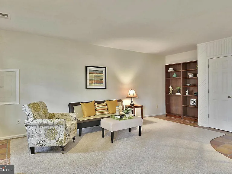 1809 Fawncrest Ct — Photo 17