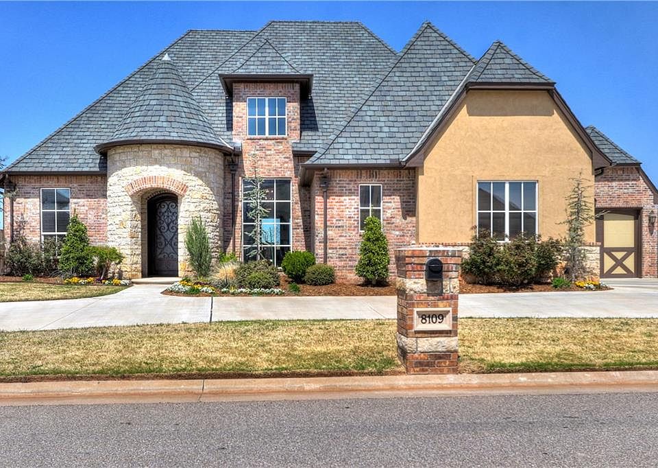 1st image of 8109 NW 134th Ter