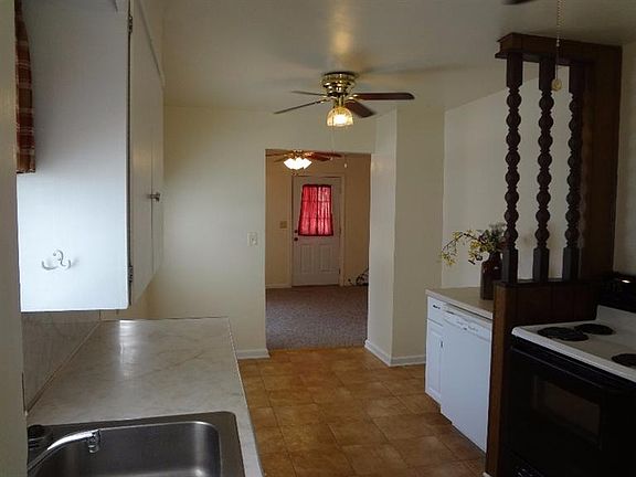 3rd image of 418 W Vine St