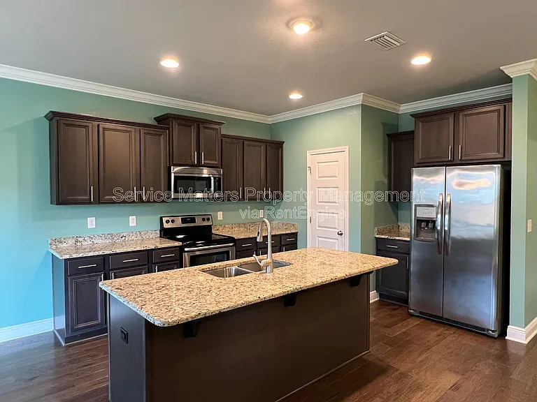 4533 Oak Orchard Cir — Photo 7