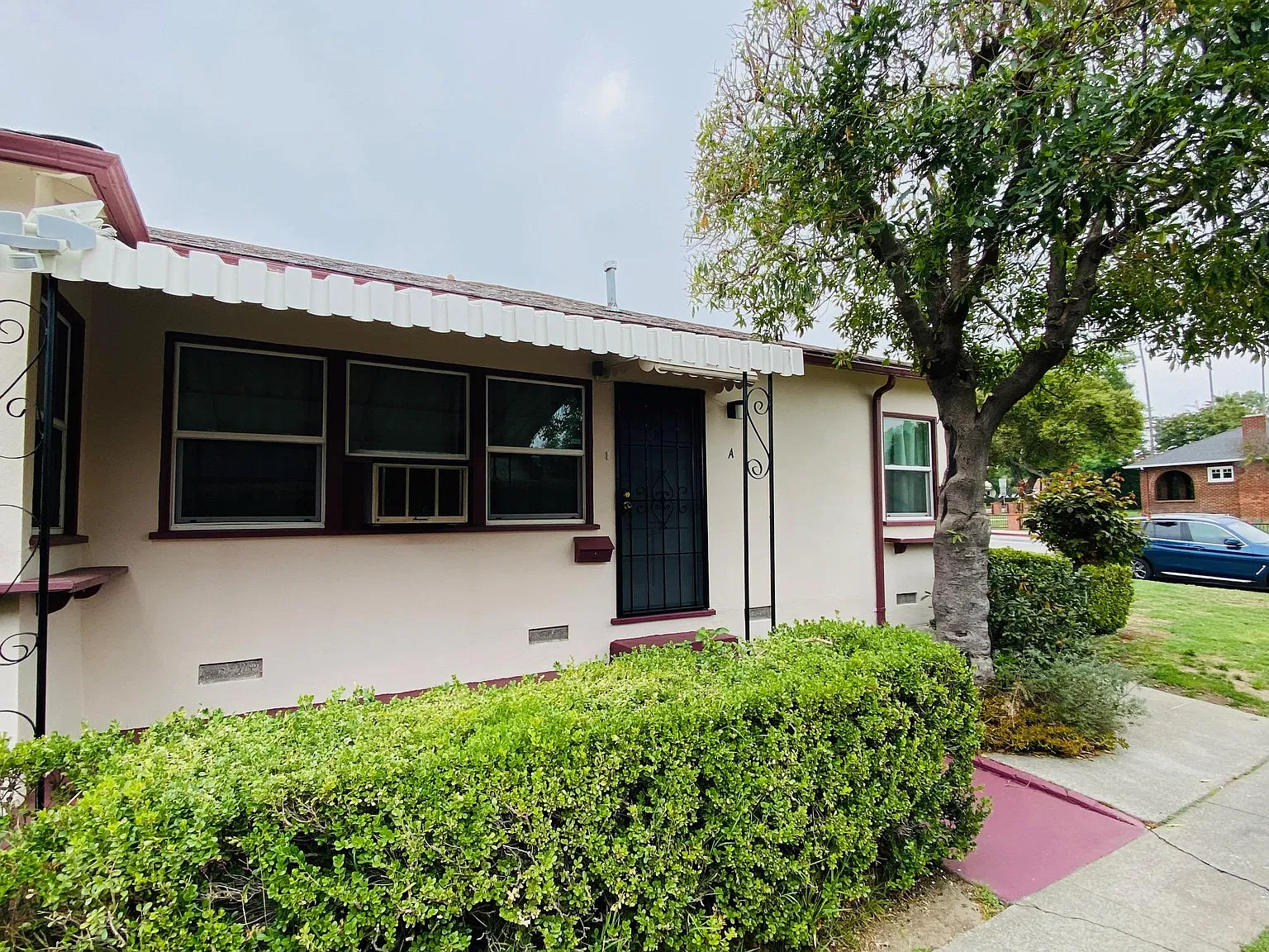 2 bed, 700 sqft, $2,100 — Photo 4