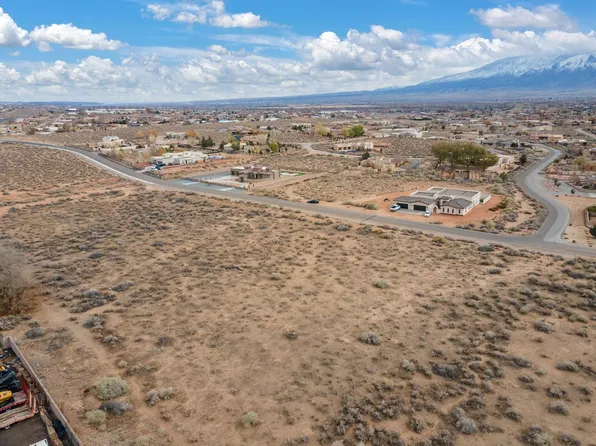 3 Don Julio Rd, Corrales, NM 87048