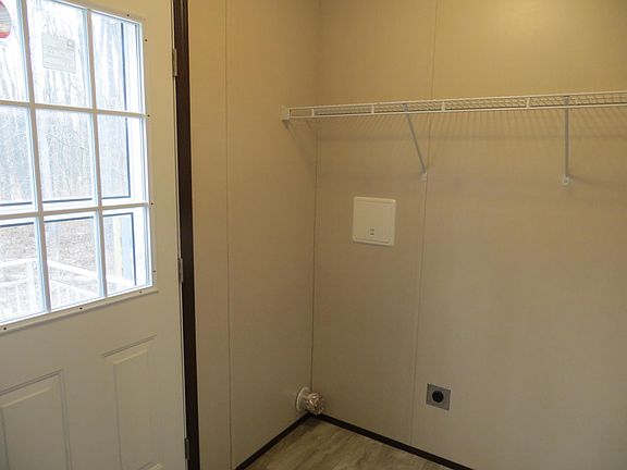 5th image of 20 Carp Ln