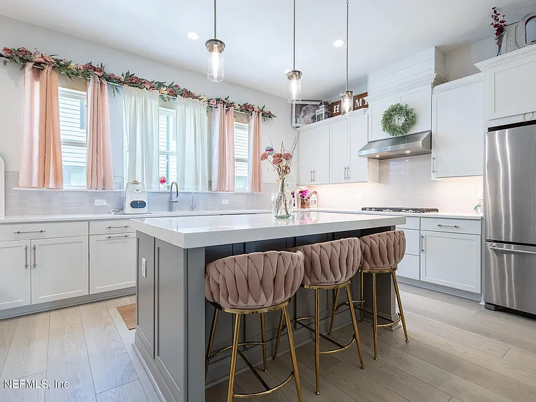 1624 Piazza Pl — Photo 10