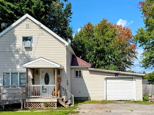 1006 Lafayette St, Ogdensburg, NY 13669