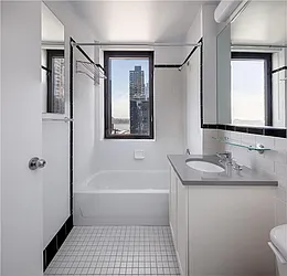 Rented by Addison Property Group