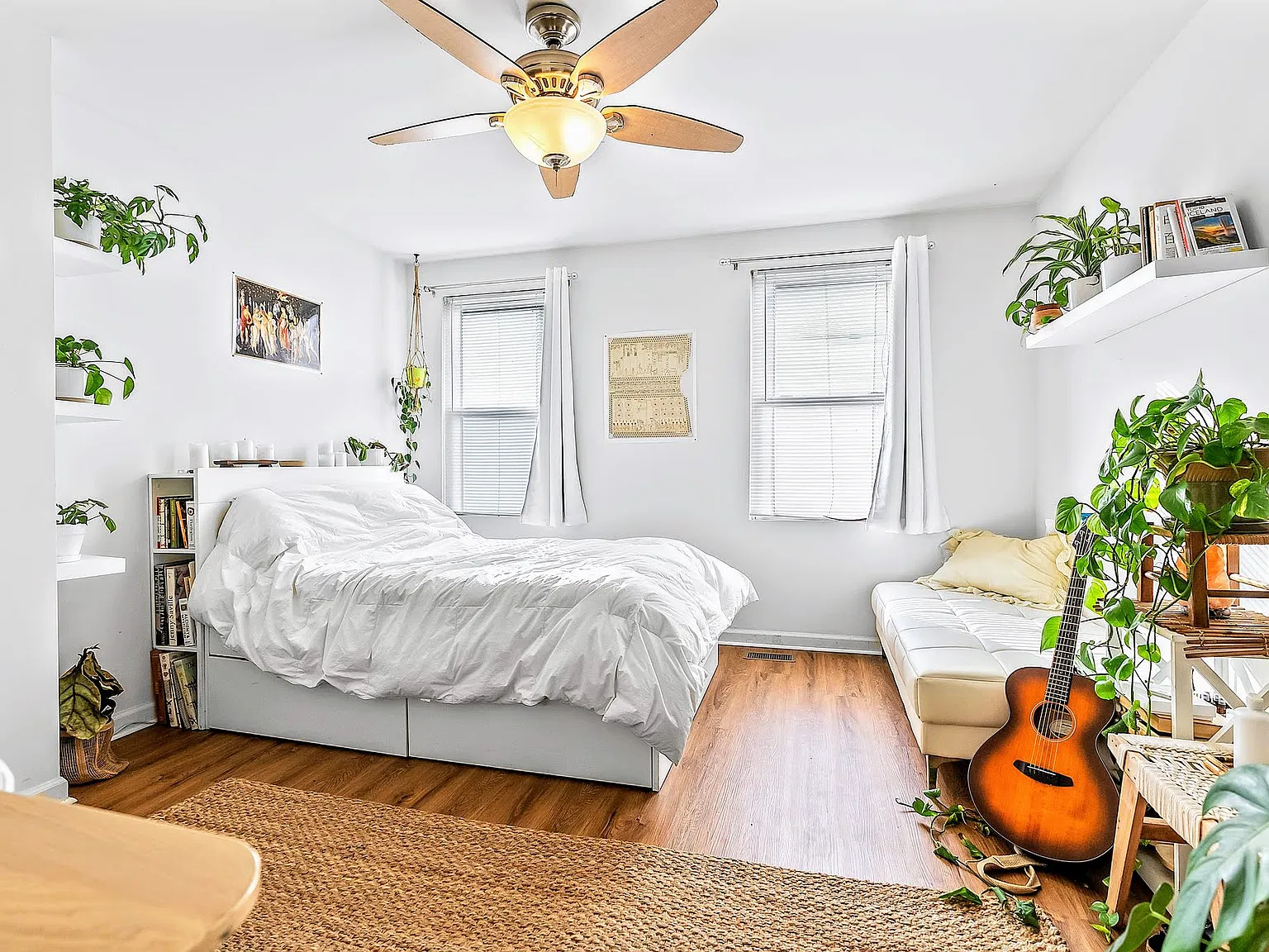 5 bed, 1450 sqft, $2,450 — Photo 4