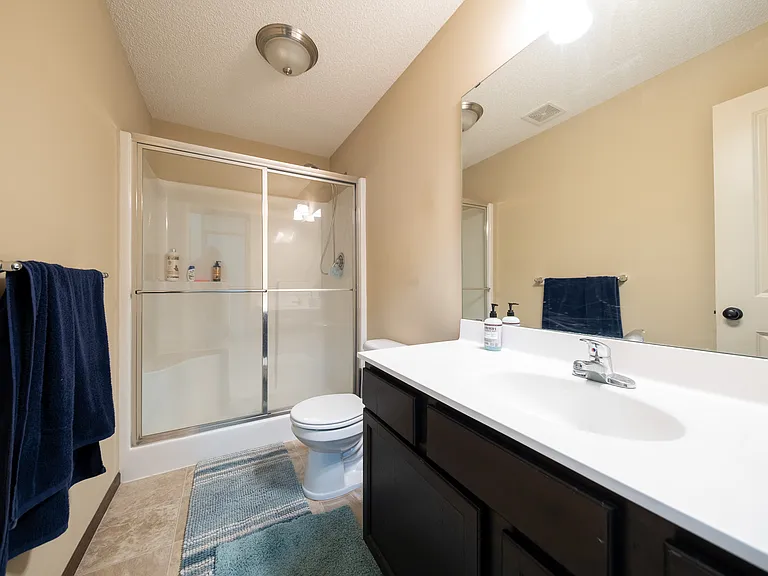 1635 Breton St — Photo 30