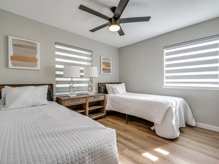 10443 Cromwell Dr — Photo 13
